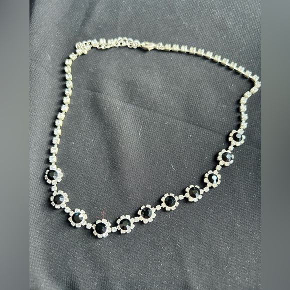 VTG Gorgeous Sparkly clear and black Rhinestone necklace. Unbranded - Picture 3 of 5
